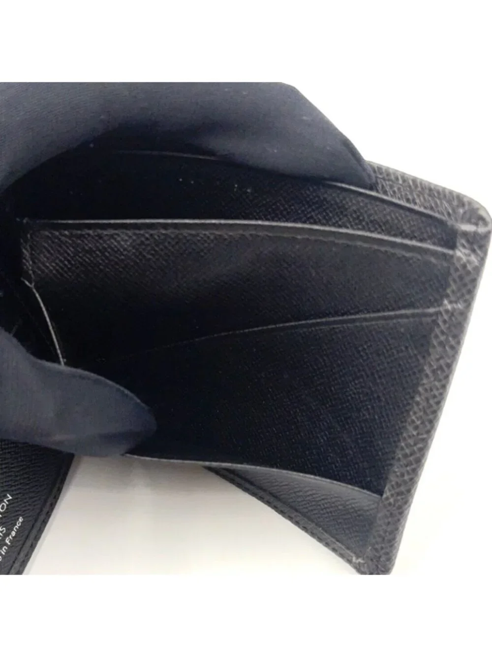 Louis Vuitton Portefeuille Credit Taiga Leather Dark Gray Bifold Billfold Wallet